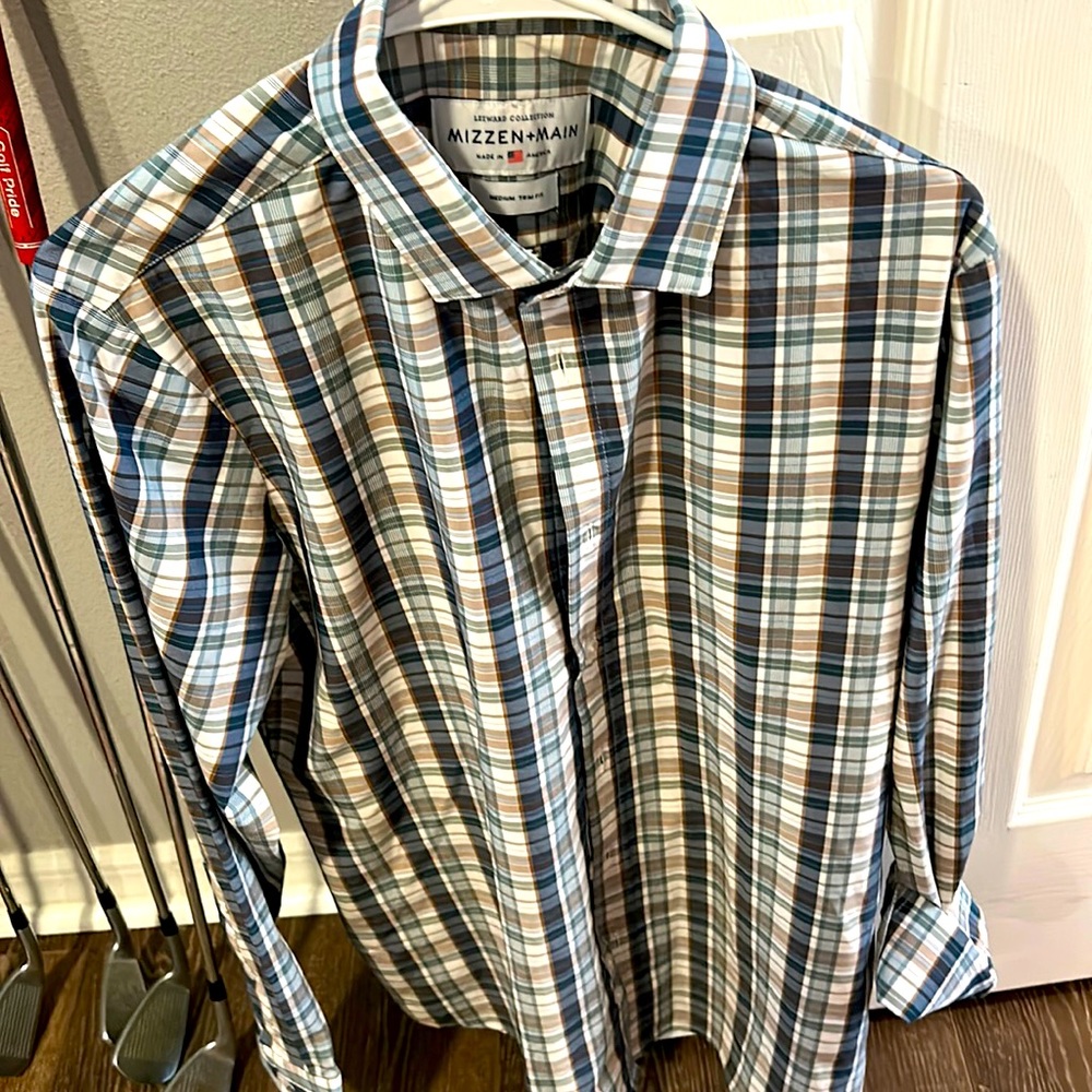 Mizzen main men’s 15.5 16.5 medium trim fit